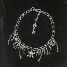 Load image into Gallery viewer, black metal